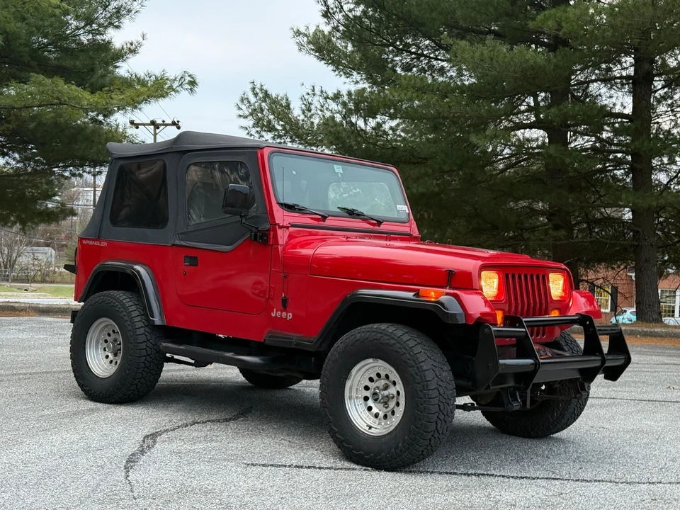 1995 Jeep YJ Wrangler - Image 18 of 31