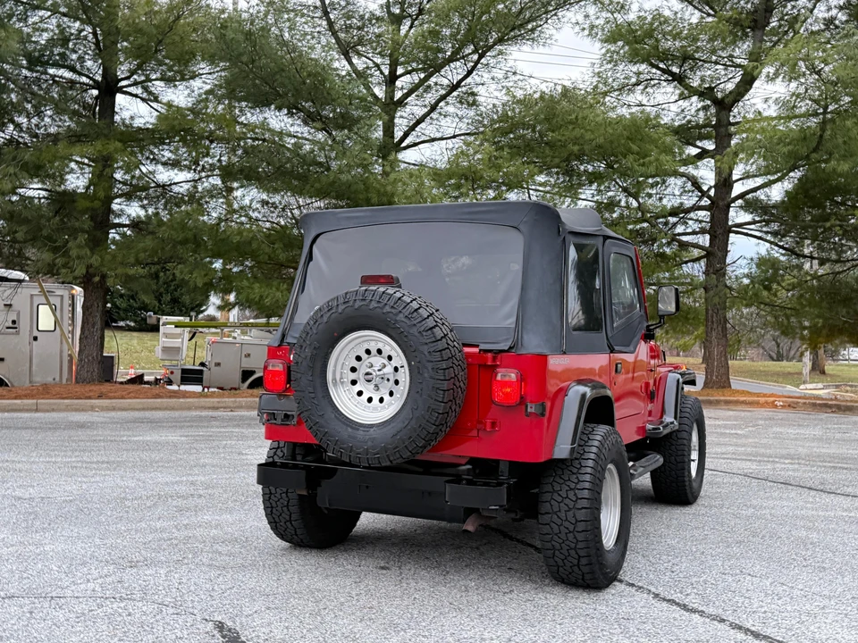 1995 Jeep YJ Wrangler - Image 14 of 31