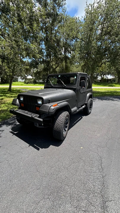 1995 Jeep YJ Wrangler - Image 10 of 31