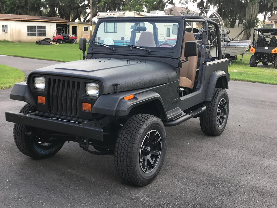 1995 Jeep YJ Wrangler - Image 6 of 31