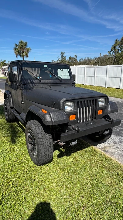 1995 Jeep YJ Wrangler - Image 14 of 31