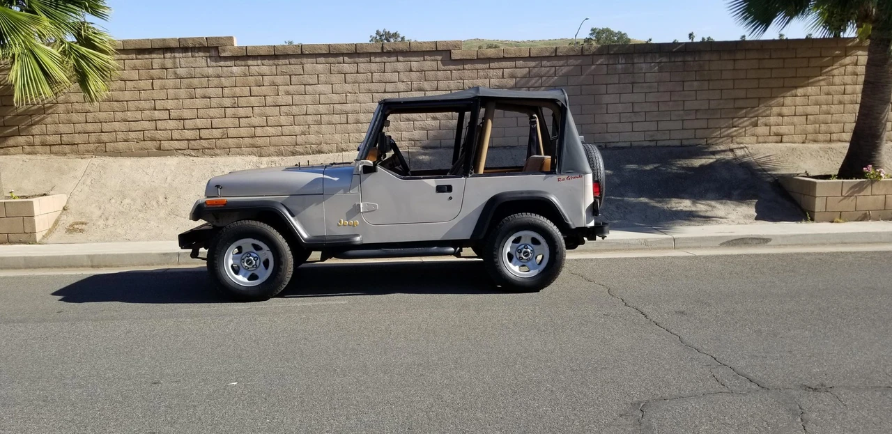 1995 Jeep YJ Wrangler - Image 23 of 31