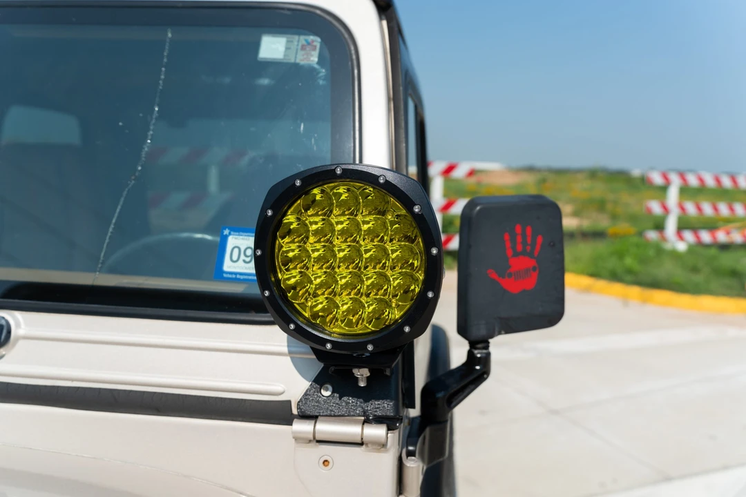 1995 Jeep YJ Wrangler - Image 25 of 31