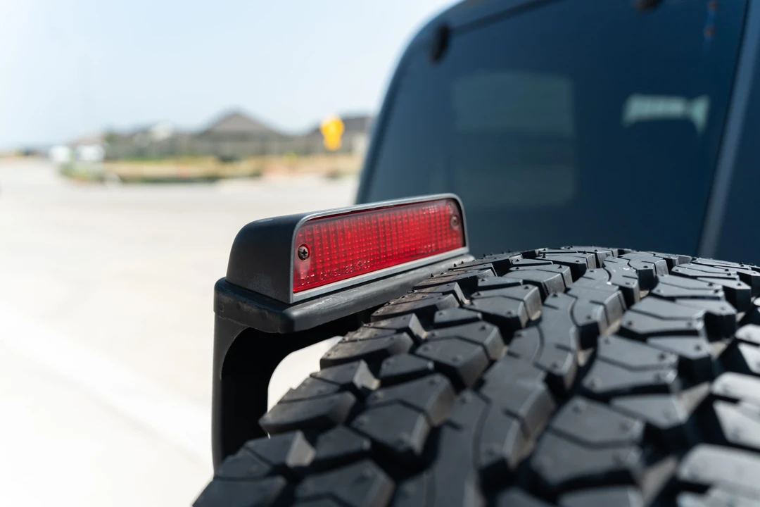 1995 Jeep YJ Wrangler - Image 26 of 31
