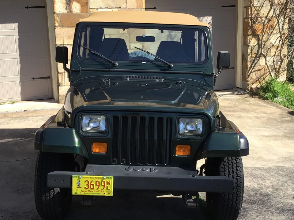 1995 Jeep YJ Wrangler - Image 5 of 31