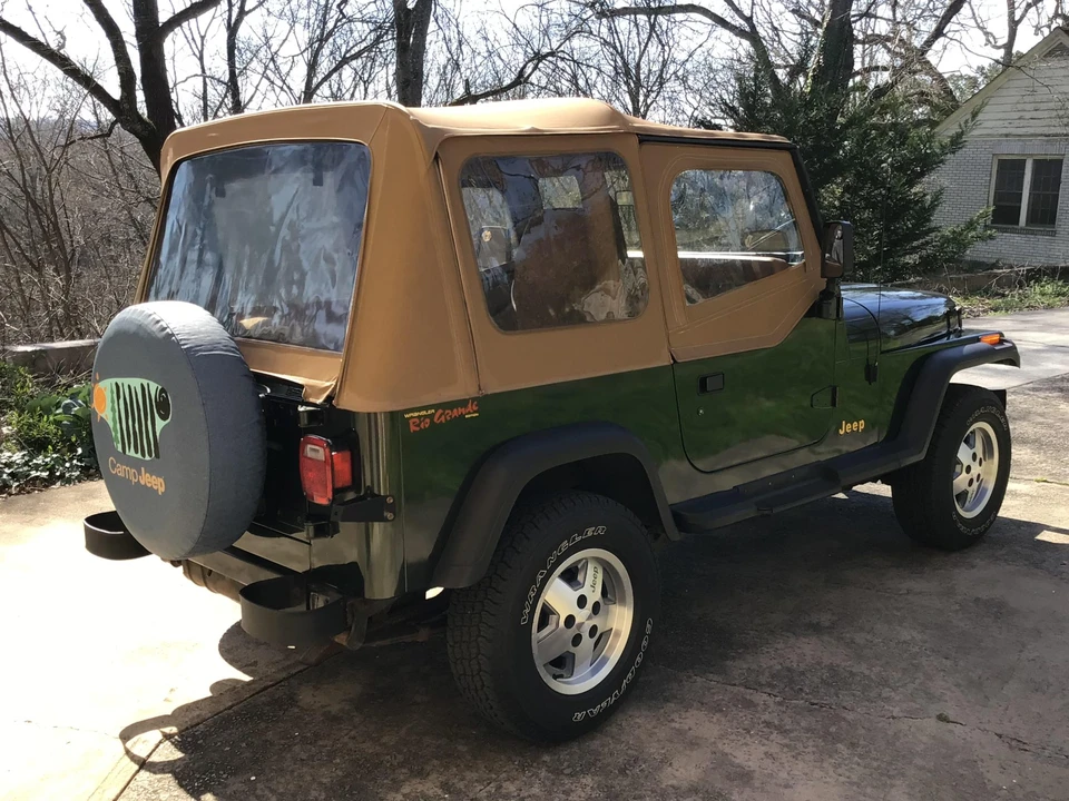1995 Jeep YJ Wrangler - Image 14 of 31