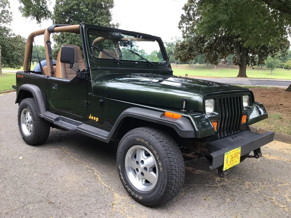 1995 Jeep YJ Wrangler - Image 8 of 31