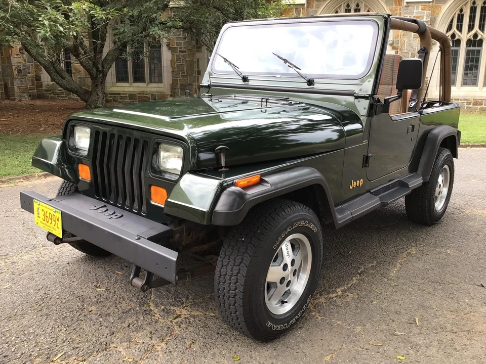 1995 Jeep YJ Wrangler - Image 3 of 31