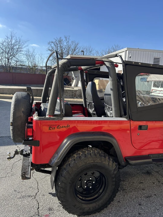 1995 Jeep YJ Wrangler - Image 22 of 31