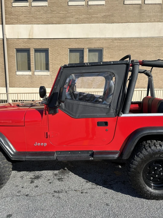 1995 Jeep YJ Wrangler - Image 27 of 31