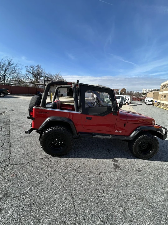 1995 Jeep YJ Wrangler - Image 6 of 31
