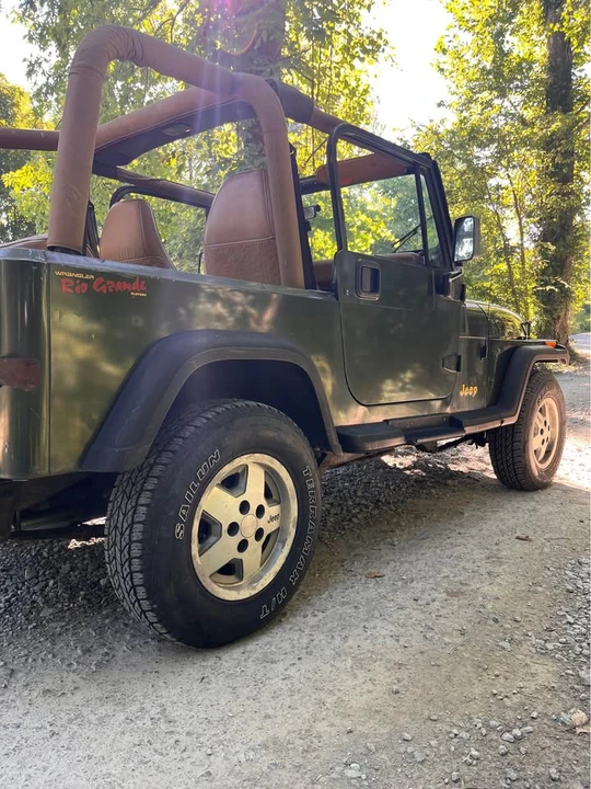 1995 Jeep YJ Wrangler - Image 13 of 13