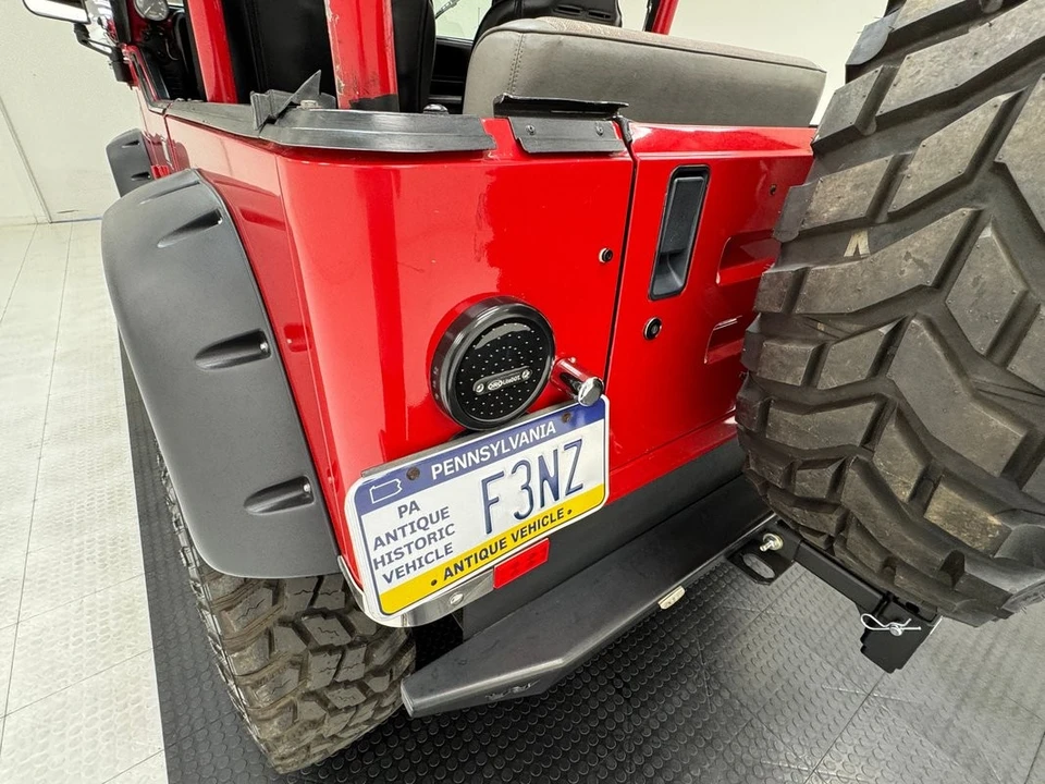 1995 Jeep YJ Wrangler - Image 20 of 31