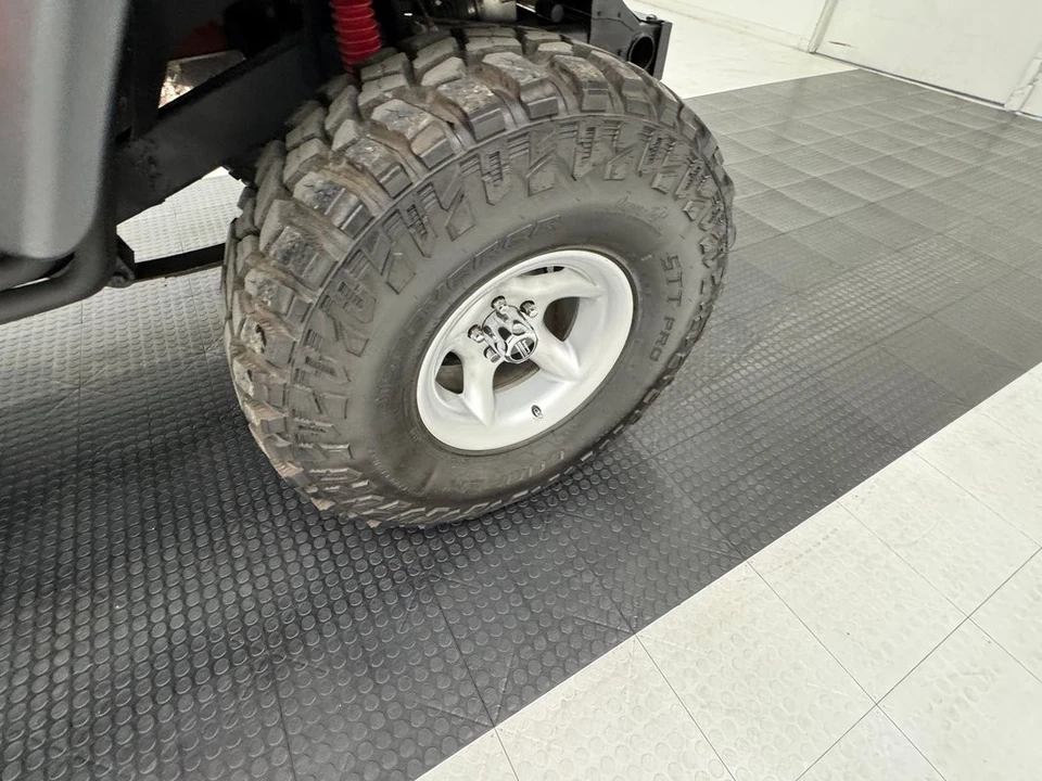 1995 Jeep YJ Wrangler - Image 22 of 31