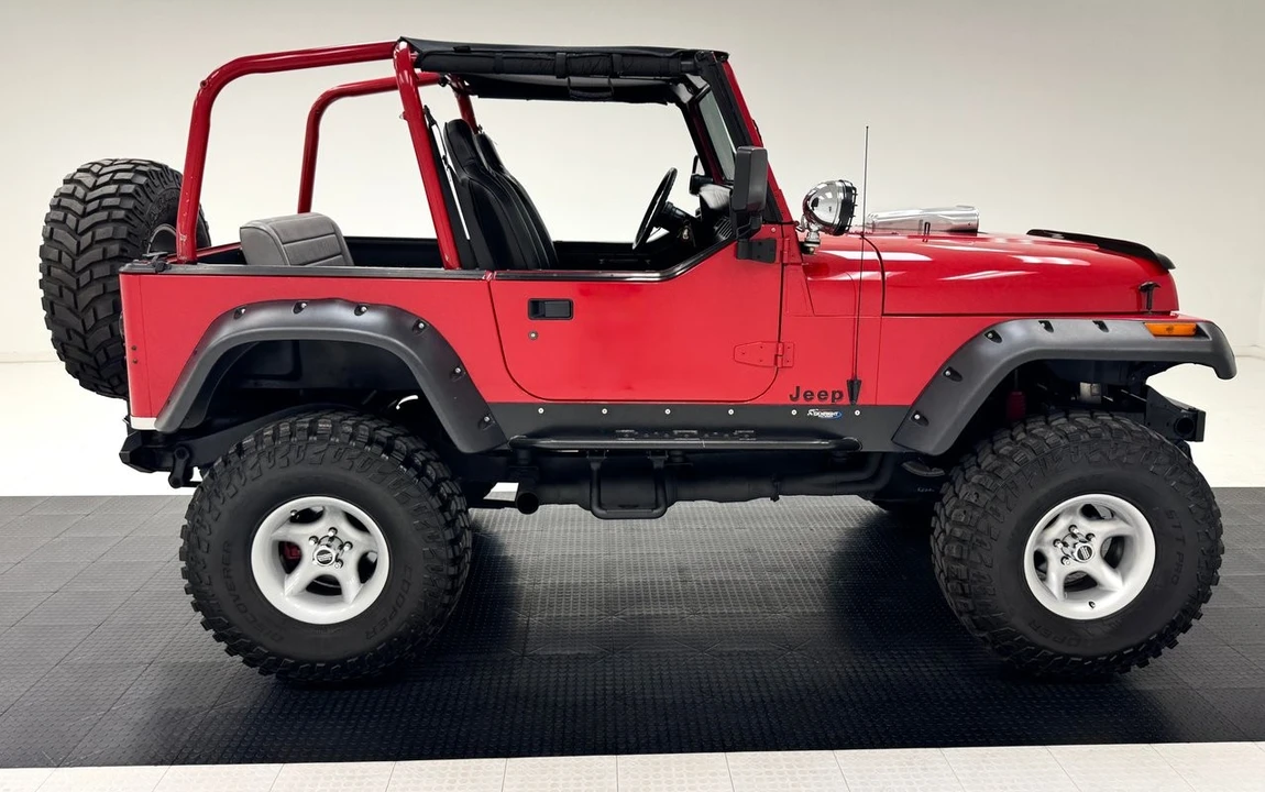 1995 Jeep YJ Wrangler - Image 6 of 31