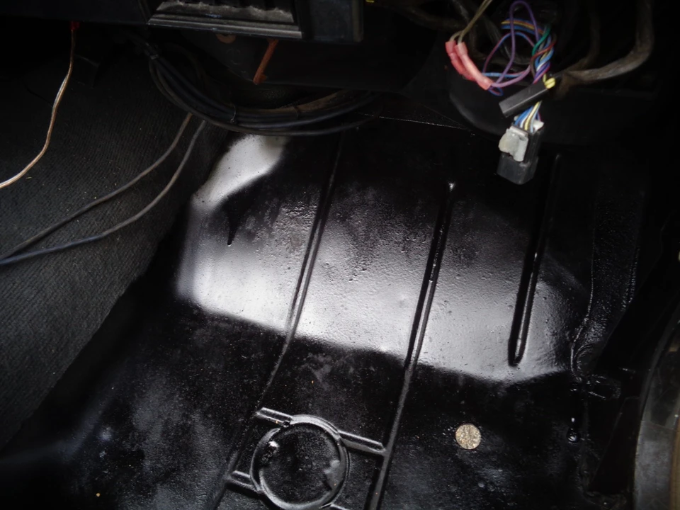 1995 Jeep YJ Wrangler - Image 11 of 18
