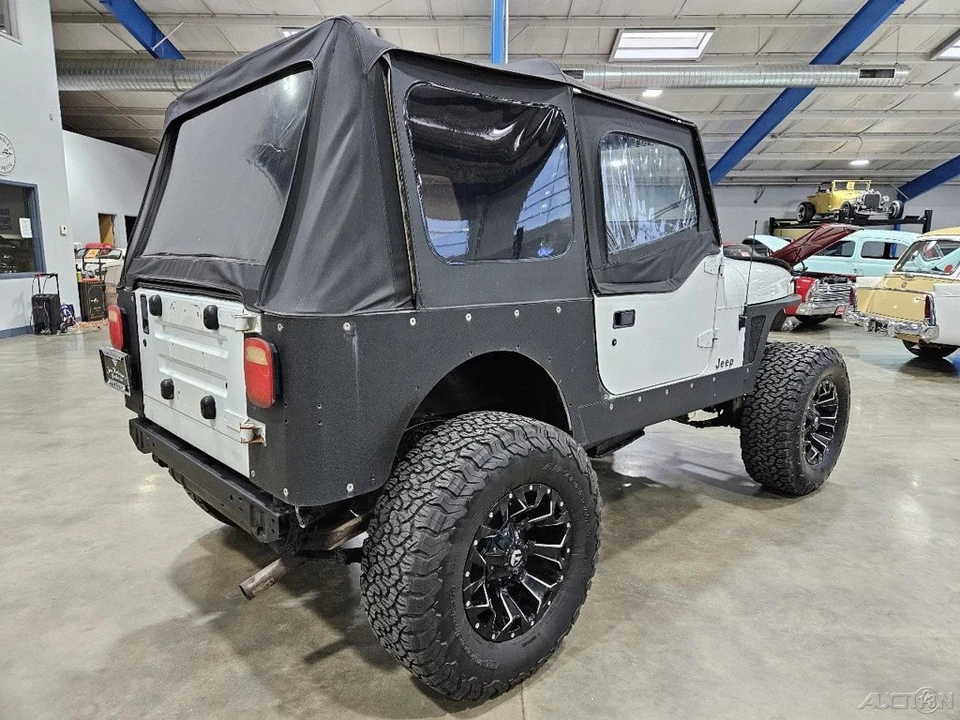 1995 Jeep YJ Wrangler - Image 5 of 19