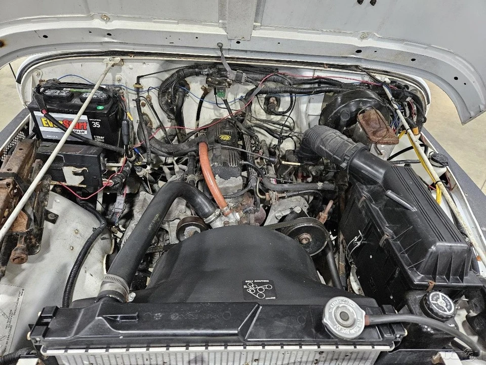 1995 Jeep YJ Wrangler - Image 10 of 19