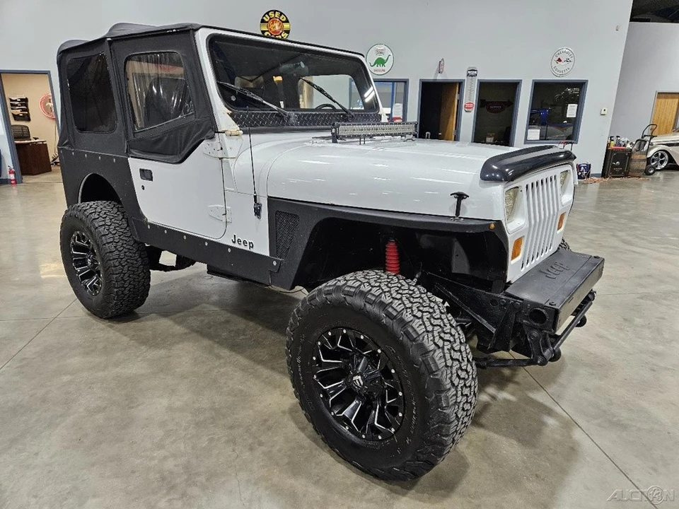 1995 Jeep YJ Wrangler - Image 3 of 19