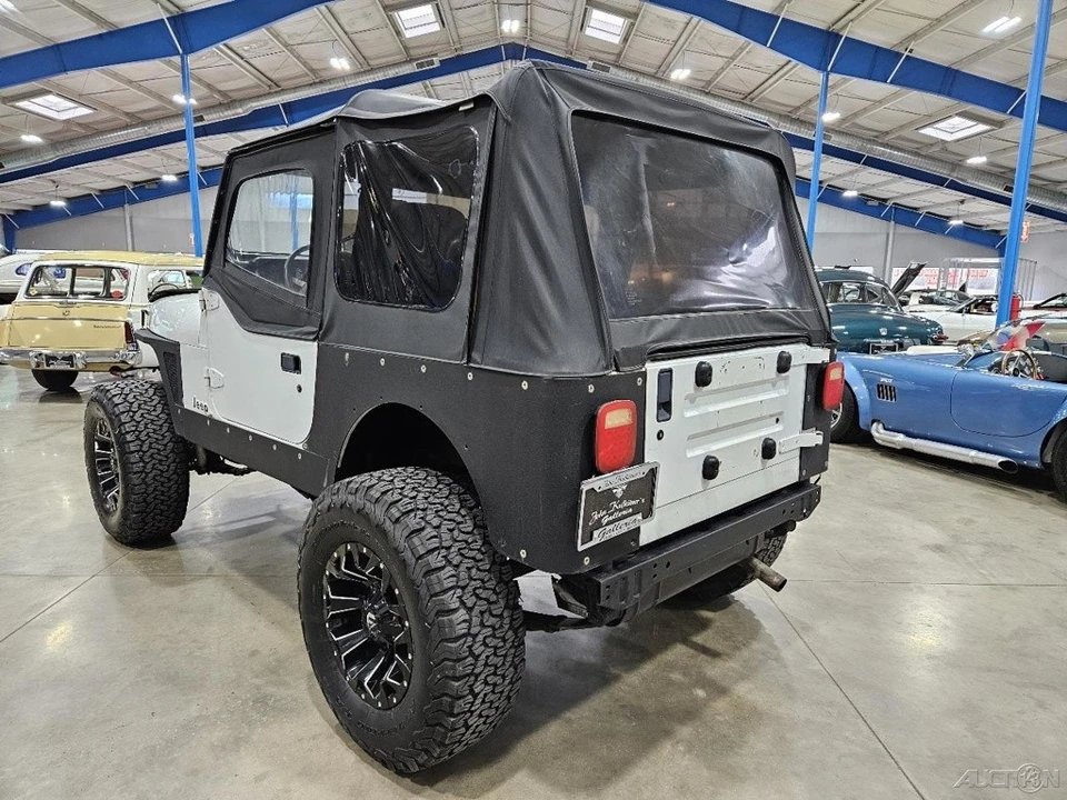 1995 Jeep YJ Wrangler - Image 7 of 19