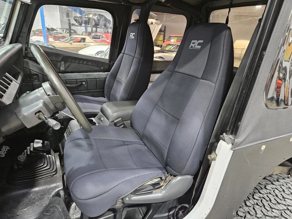 1995 Jeep YJ Wrangler - Image 16 of 19