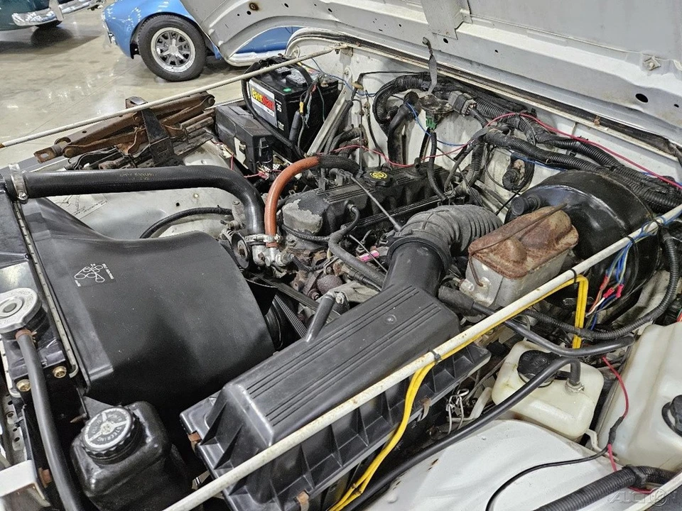 1995 Jeep YJ Wrangler - Image 11 of 19
