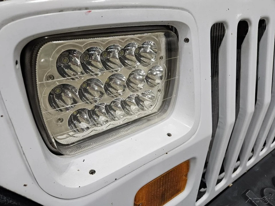 1995 Jeep YJ Wrangler - Image 13 of 19