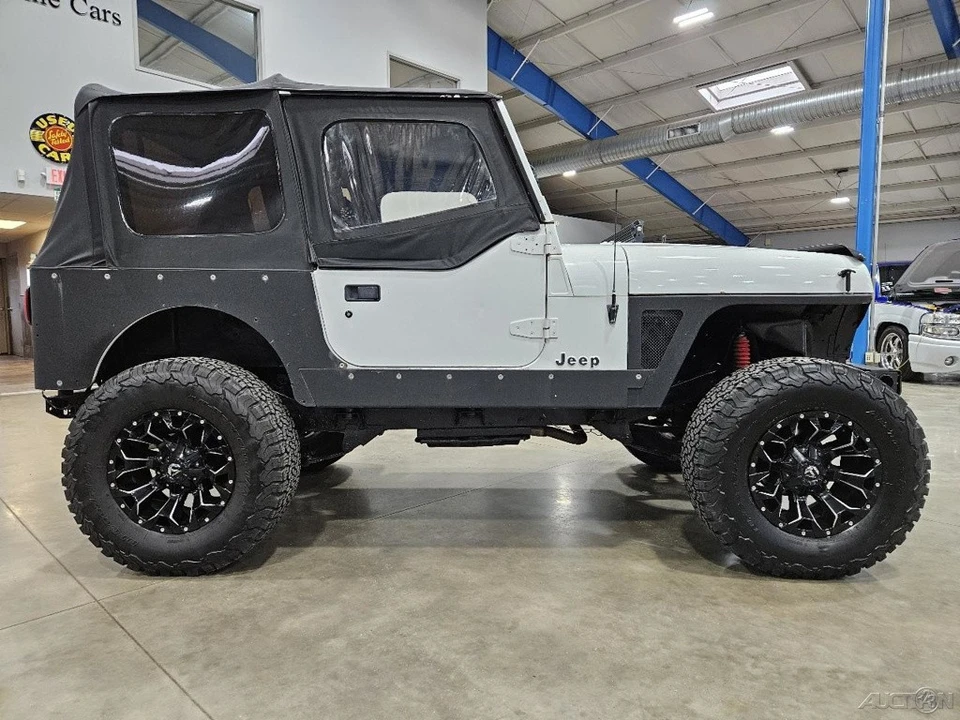 1995 Jeep YJ Wrangler - Image 4 of 19