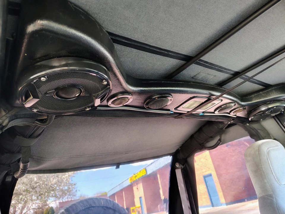 1995 Jeep YJ Wrangler - Image 17 of 21