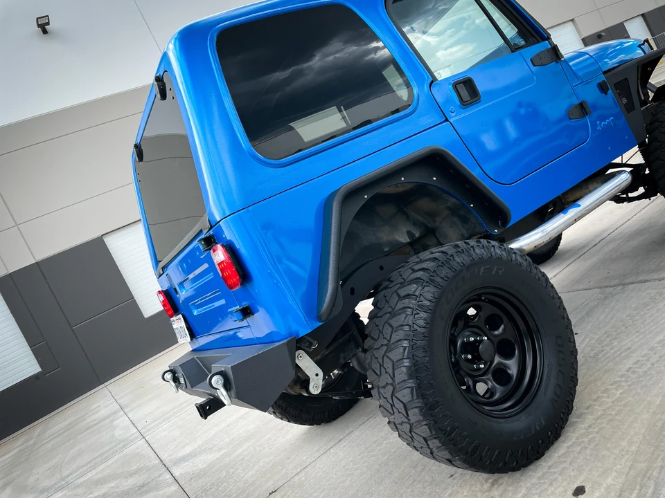 1995 Jeep YJ Wrangler - Image 16 of 31