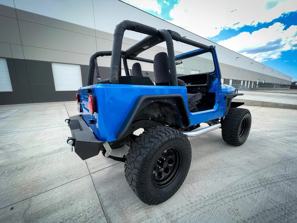 1995 Jeep YJ Wrangler - Image 27 of 31