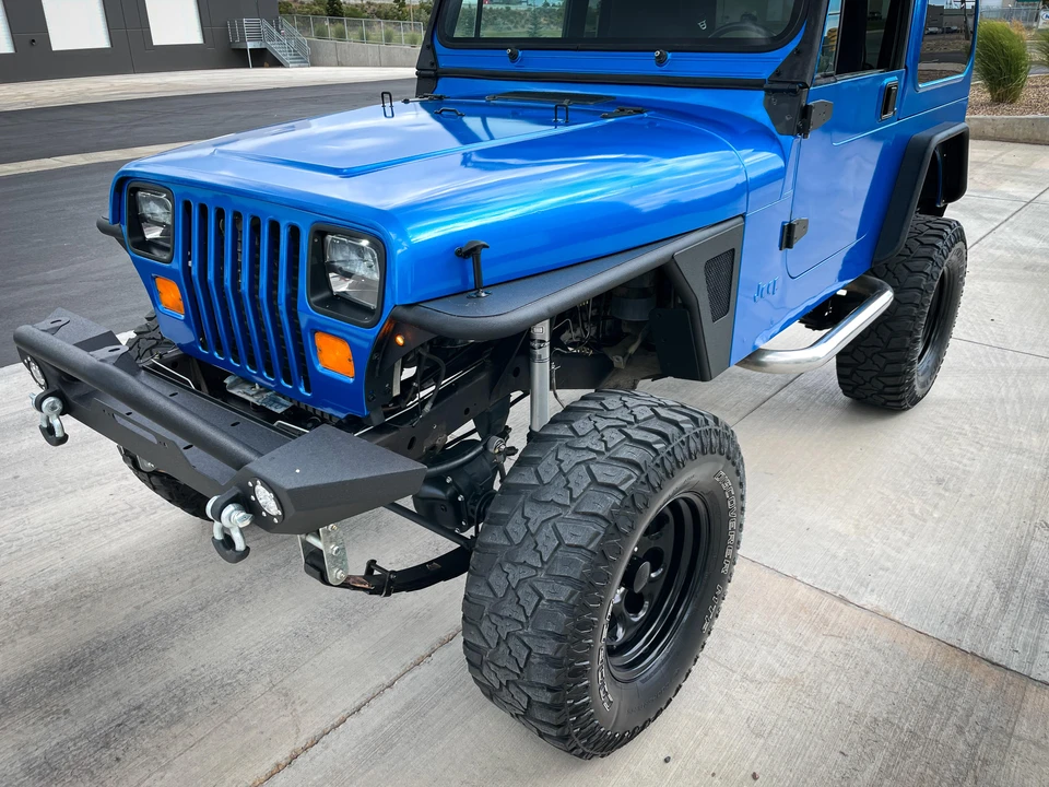 1995 Jeep YJ Wrangler - Image 21 of 31
