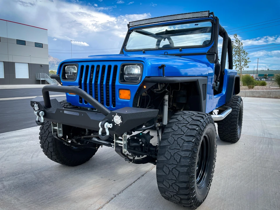 1995 Jeep YJ Wrangler - Image 22 of 31
