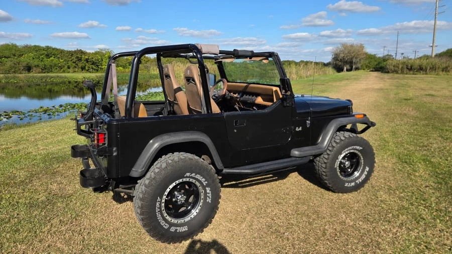 1995 Jeep YJ Wrangler - Image 2 of 6