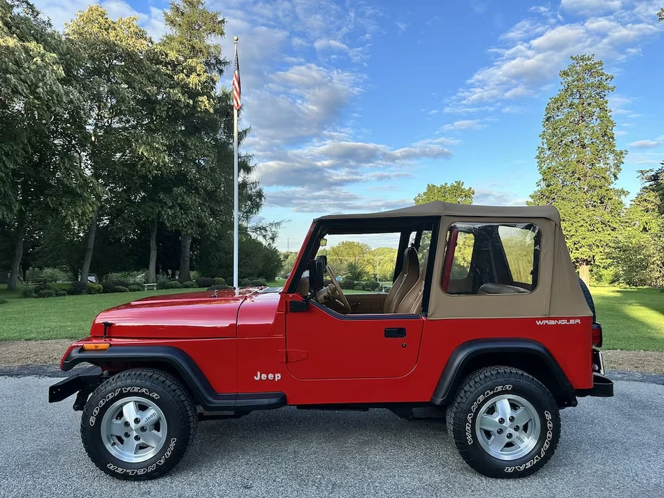 1995 Jeep YJ Wrangler - Image 5 of 18