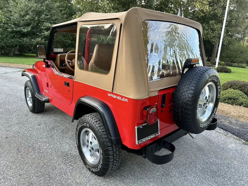 1995 Jeep YJ Wrangler - Image 6 of 18