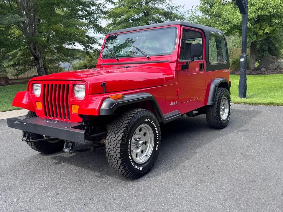 1995 Jeep YJ Wrangler - Image 6 of 31