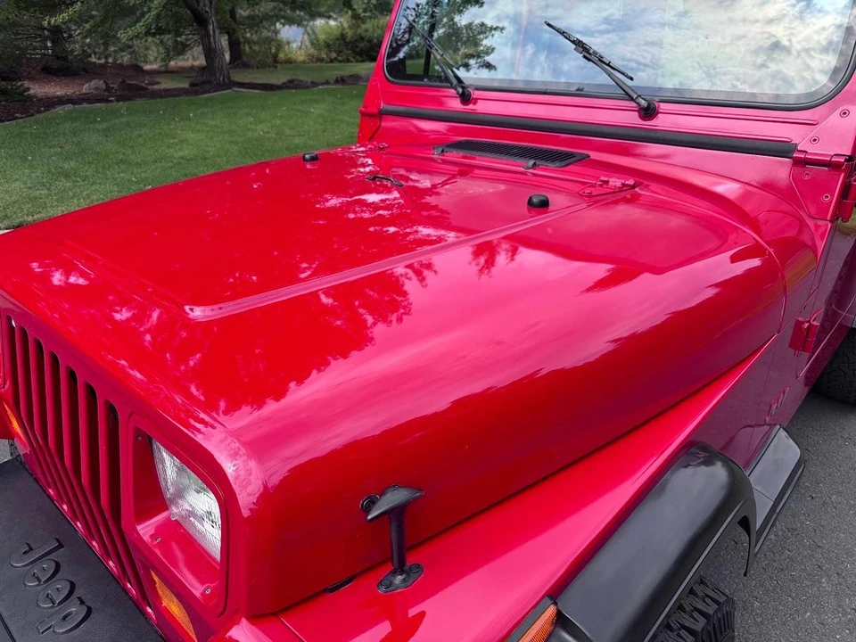 1995 Jeep YJ Wrangler - Image 17 of 31