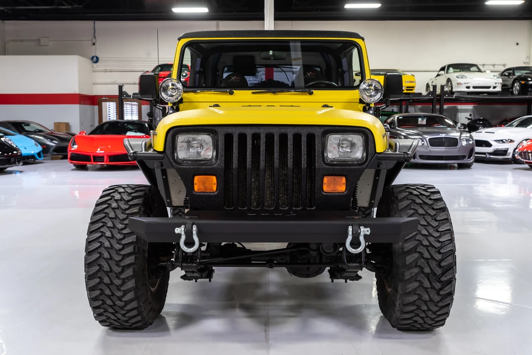 1995 Jeep YJ Wrangler - Image 15 of 31
