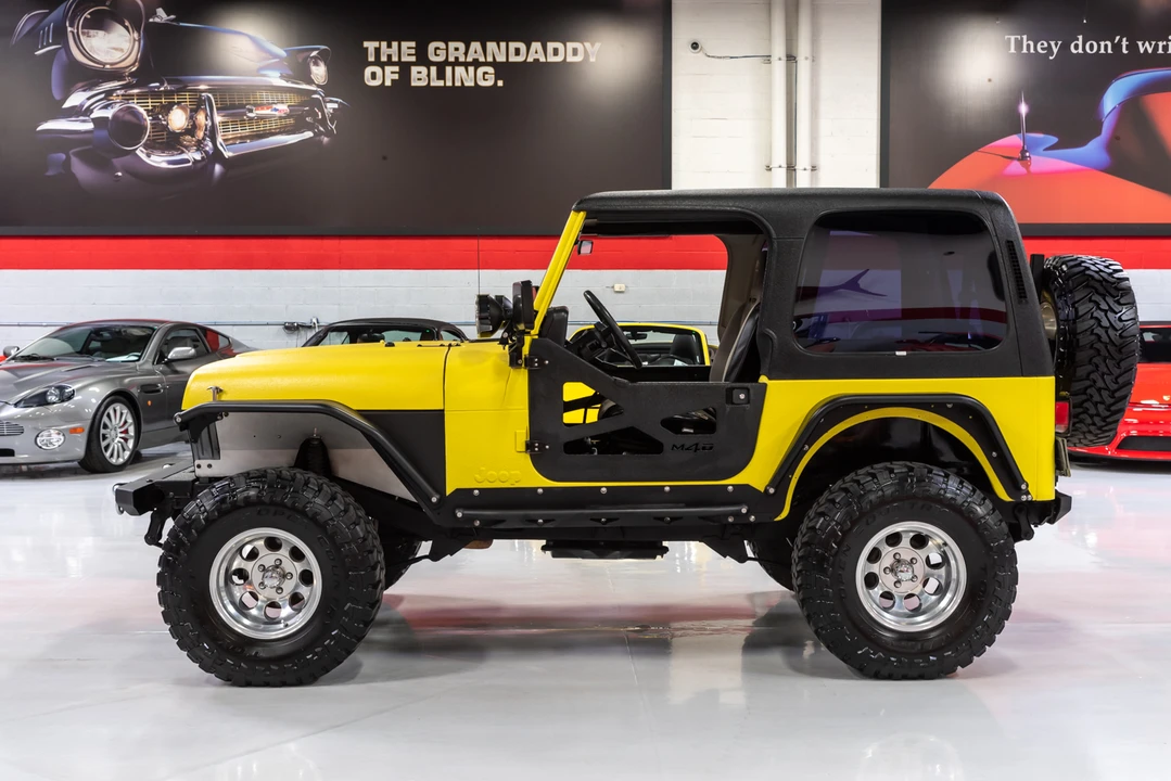 1995 Jeep YJ Wrangler - Image 2 of 31