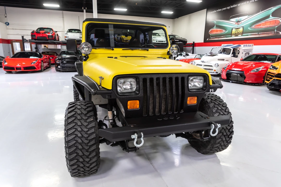 1995 Jeep YJ Wrangler - Image 14 of 31