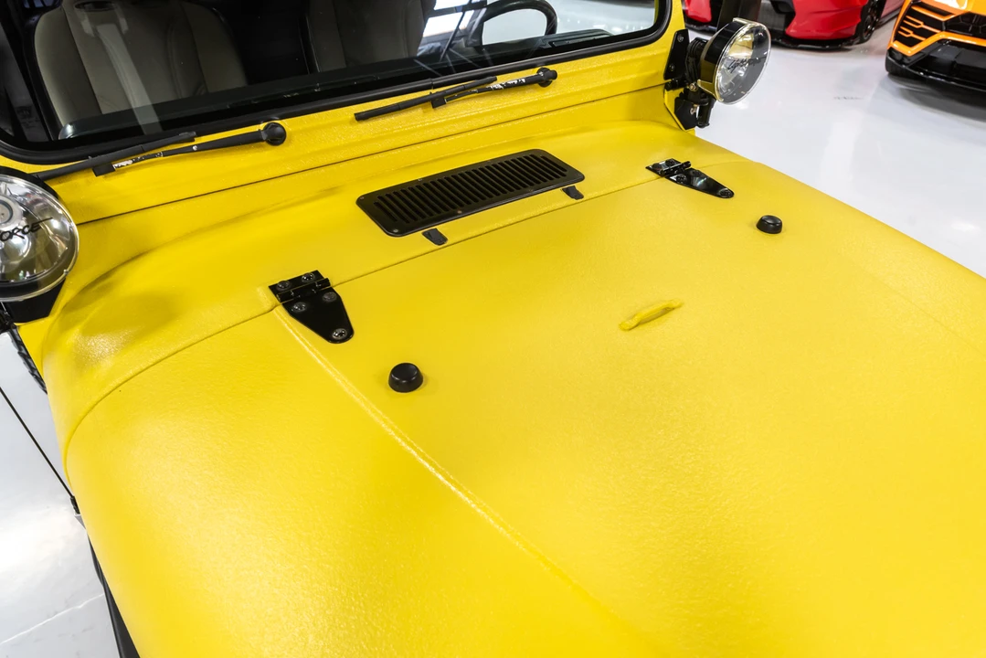 1995 Jeep YJ Wrangler - Image 17 of 31