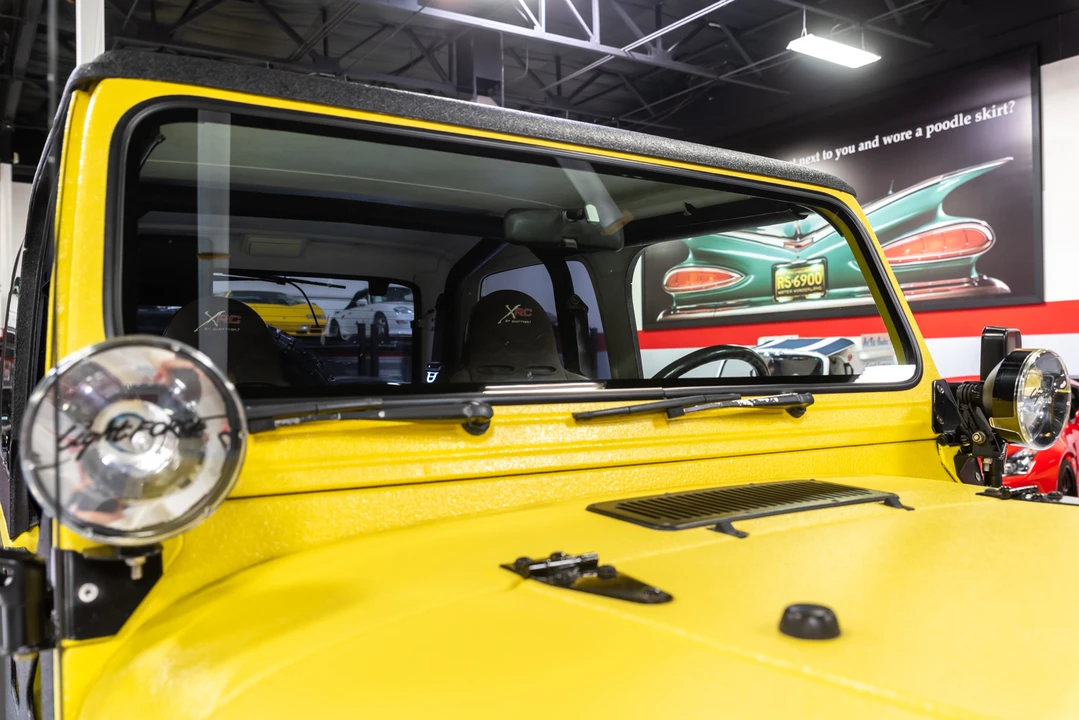 1995 Jeep YJ Wrangler - Image 16 of 31