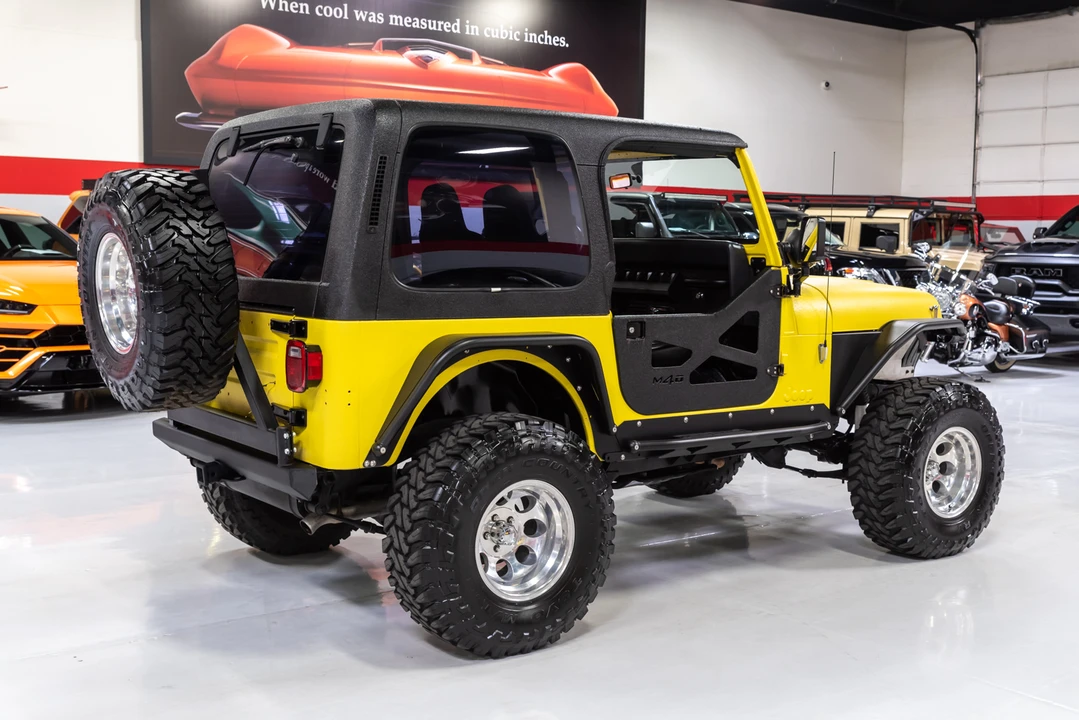 1995 Jeep YJ Wrangler - Image 9 of 31