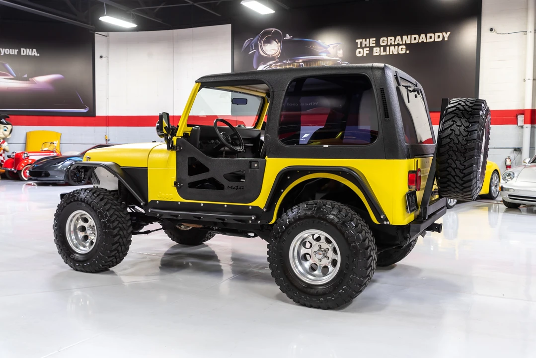 1995 Jeep YJ Wrangler - Image 13 of 31