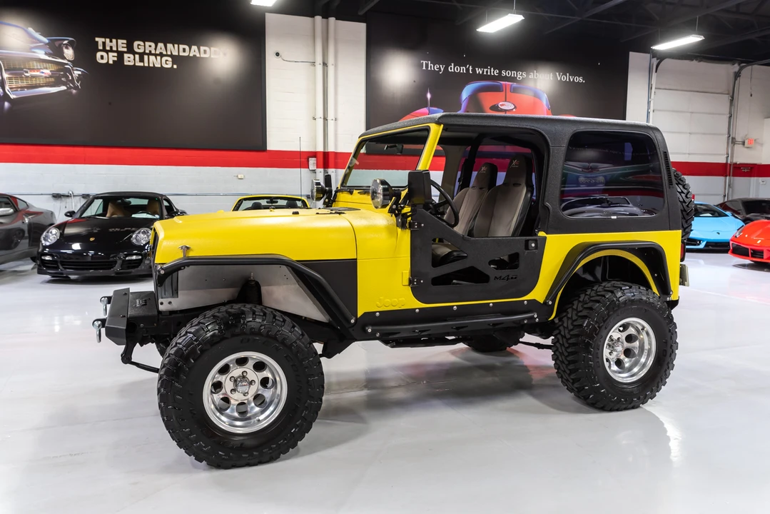 1995 Jeep YJ Wrangler - Image 3 of 31