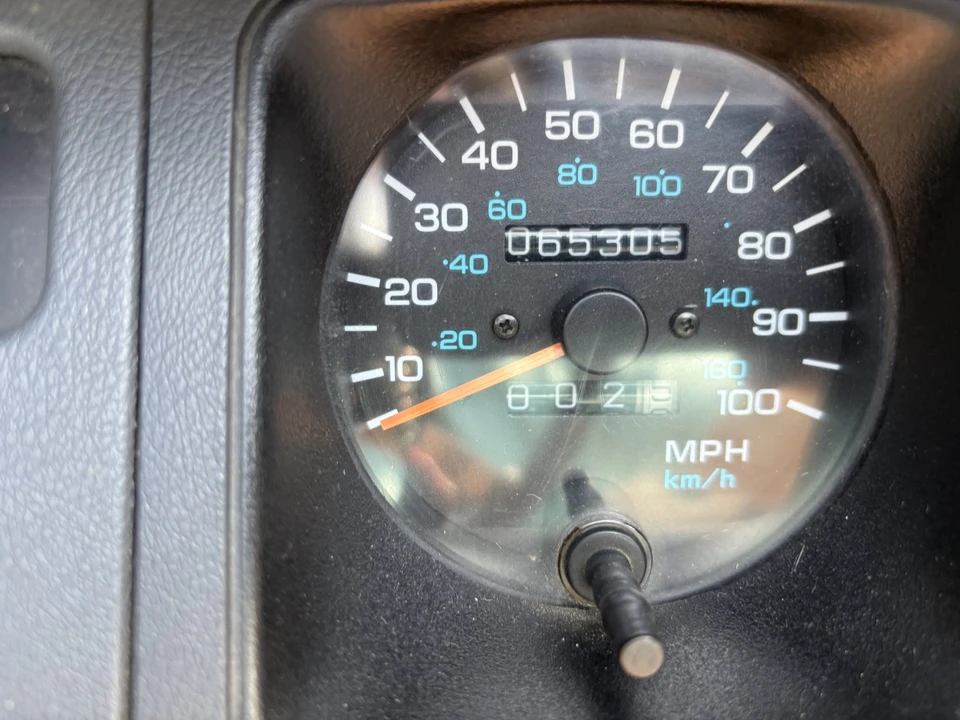 1995 Jeep YJ Wrangler - Image 24 of 31