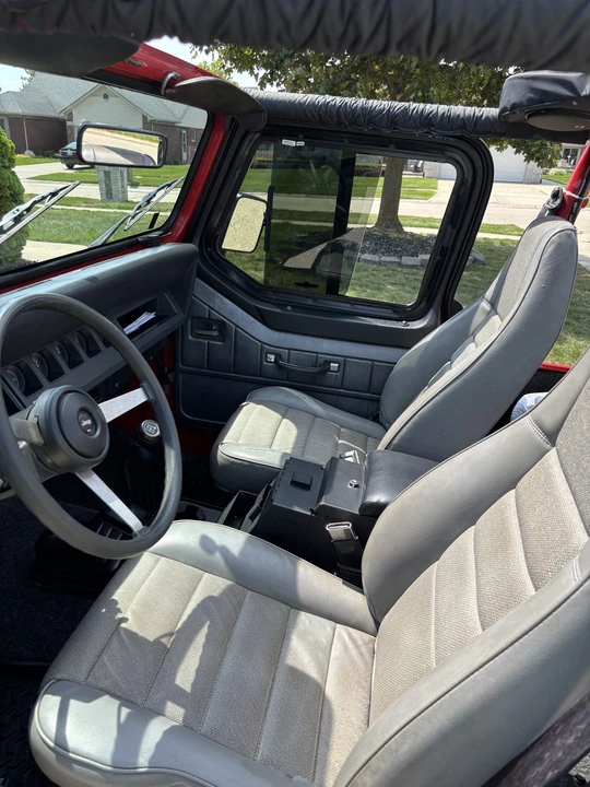 1995 Jeep YJ Wrangler - Image 21 of 31