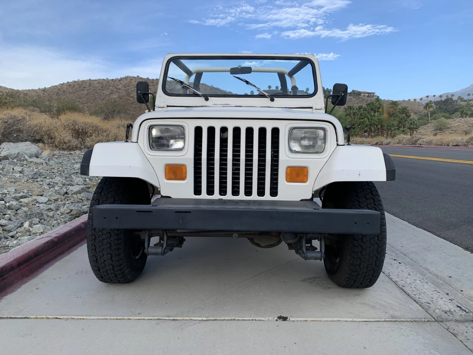 1995 Jeep YJ Wrangler - Image 4 of 31