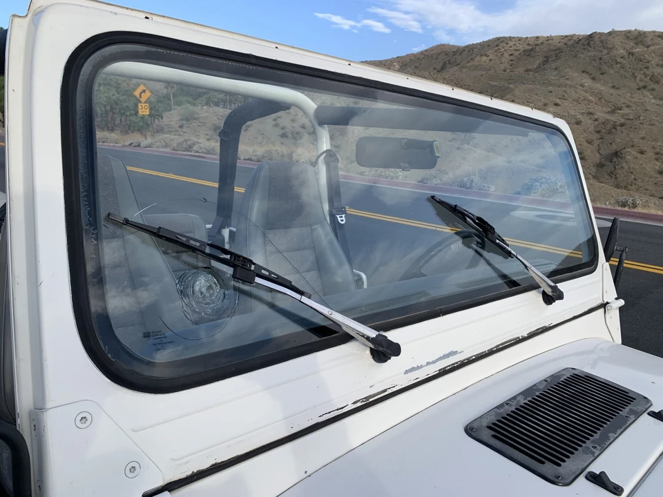1995 Jeep YJ Wrangler - Image 29 of 31